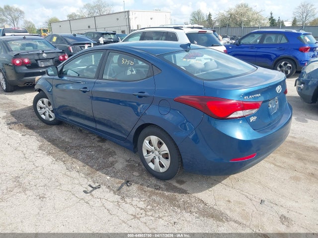 HYUNDAI ELANTRA SE - 3