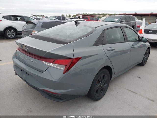 HYUNDAI ELANTRA SEL - 4