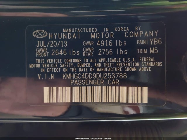 HYUNDAI GENESIS 3.8 - 9