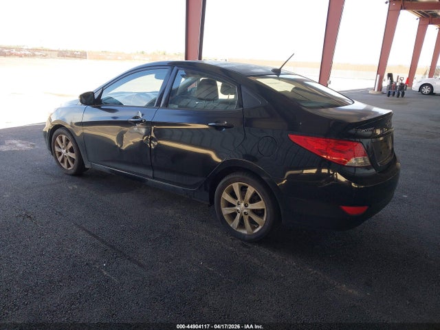 HYUNDAI ACCENT GLS - 3