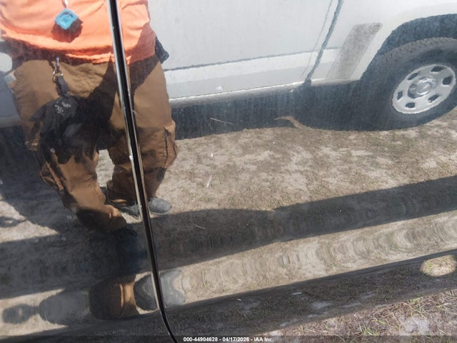 CHEVROLET SILVERADO 1500 - 6