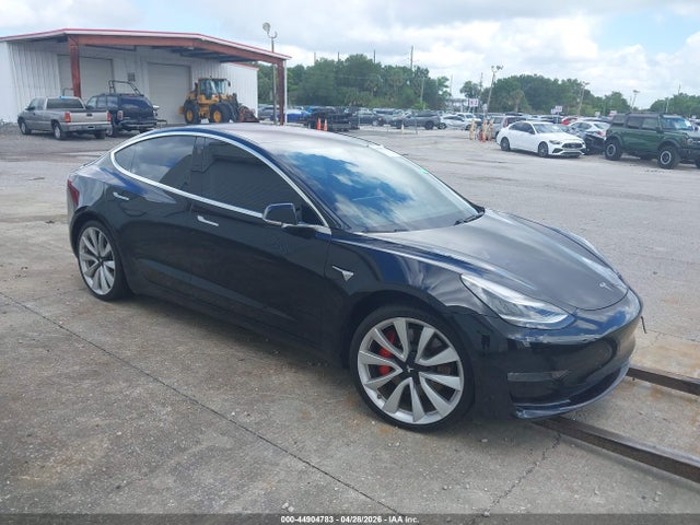 2018 TESLA MODEL 3 LONG RANGE/PERFORMANCE