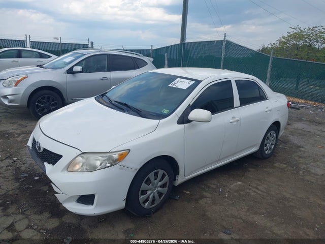 2010 Toyota COROLLA LE 照片 2