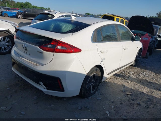 HYUNDAI IONIQ HYBRID SEL - 4