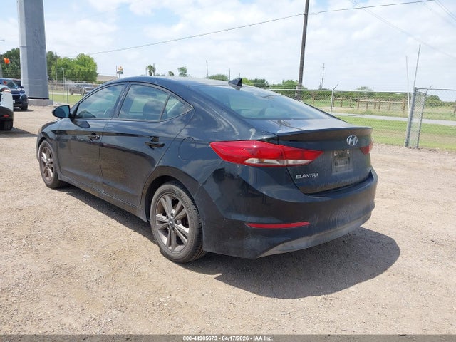 HYUNDAI ELANTRA SEL - 3