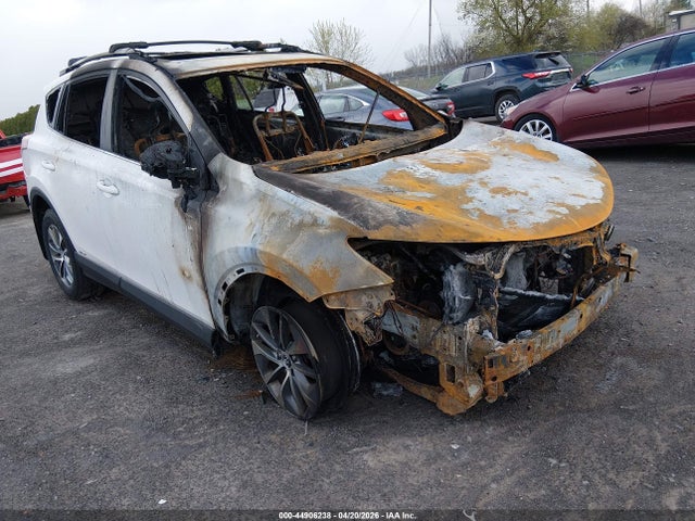 2016 TOYOTA RAV4 XLE