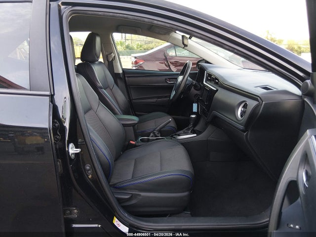 2018 Toyota COROLLA SE — фото 5
