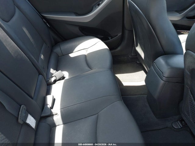 HYUNDAI ELANTRA LIMITED - 8