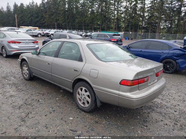 1998 Toyota CAMRY LE V6 photo 3