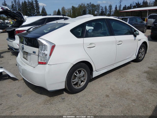 TOYOTA PRIUS - 4
