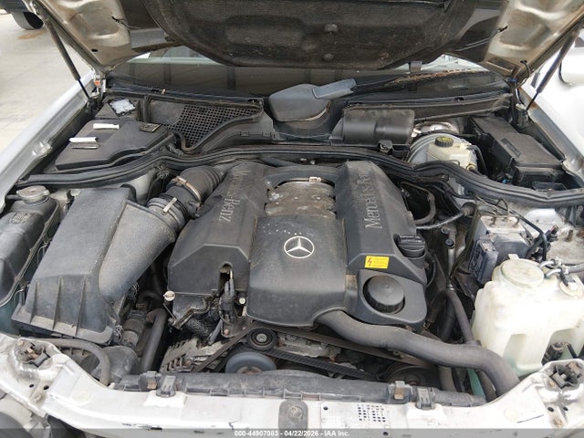 MERCEDES-BENZ E-CLASS - 10