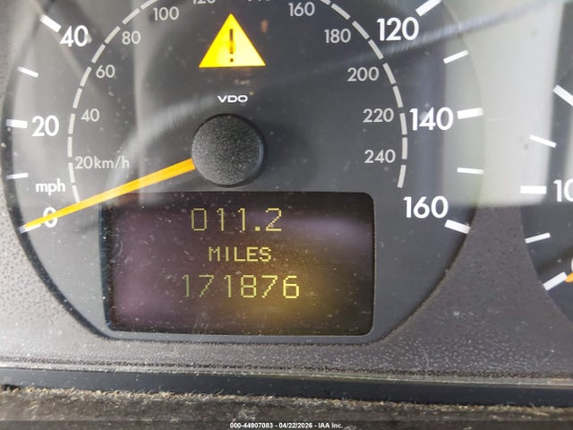 MERCEDES-BENZ E-CLASS - 7