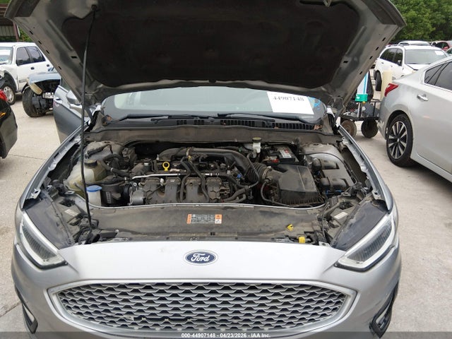 FORD FUSION TITANIUM - 10