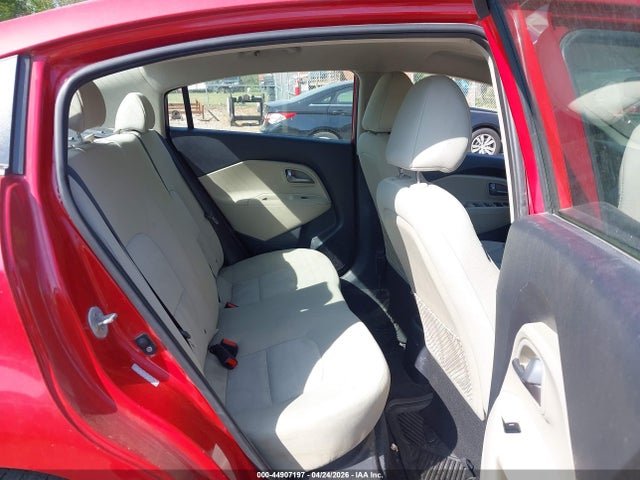 KIA RIO LX - 8