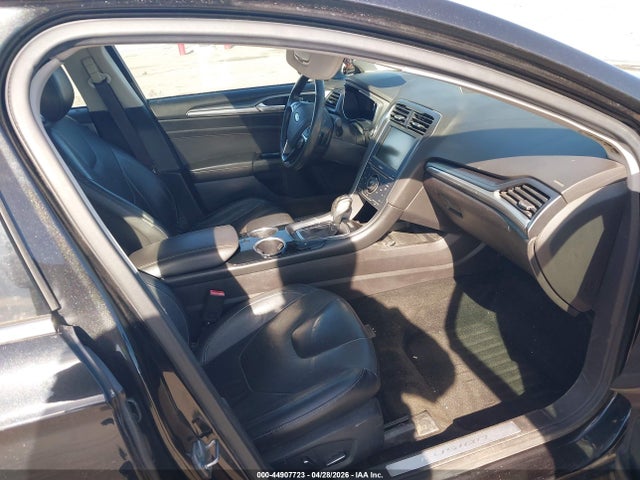 FORD FUSION TITANIUM - 5