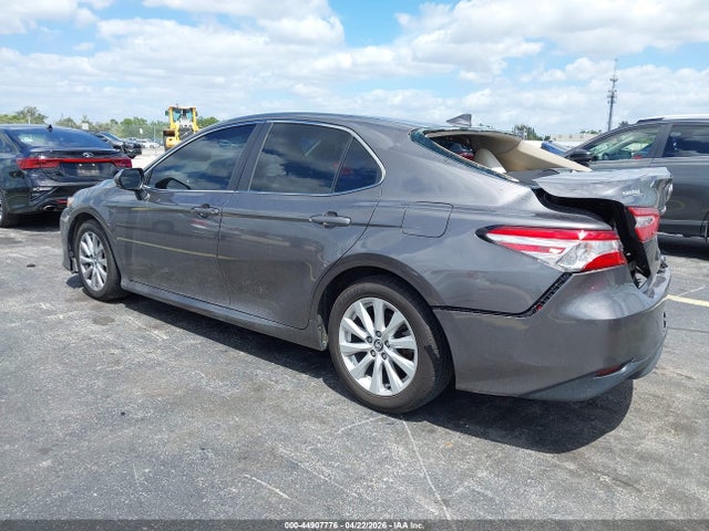2020 Toyota CAMRY LE 照片 3