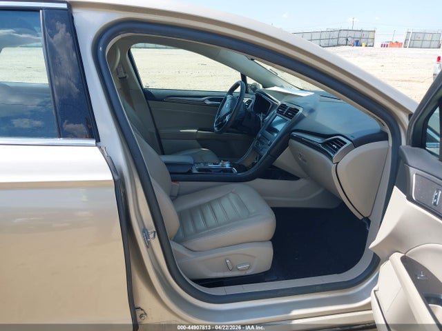 FORD FUSION SE - 5