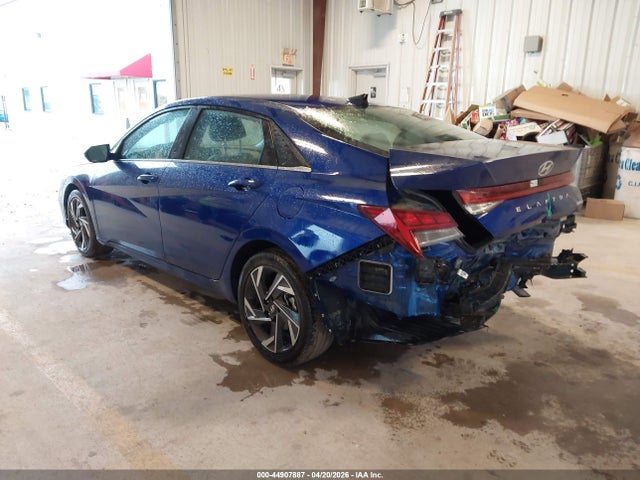 HYUNDAI ELANTRA LIMITED - 3