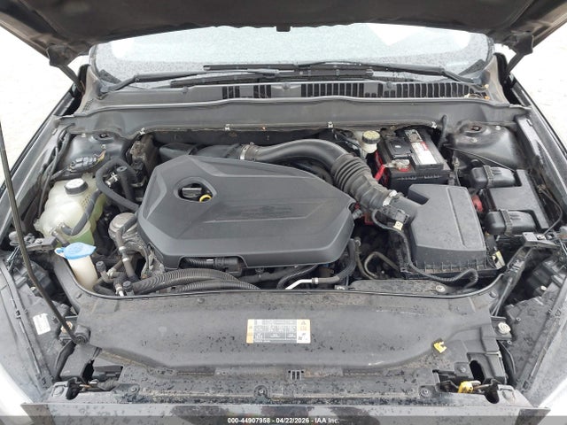 FORD FUSION SE - 10