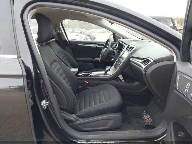 FORD FUSION SE - 5