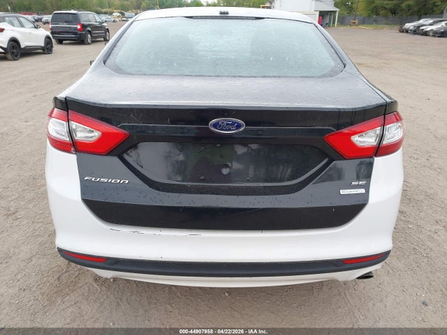 FORD FUSION SE - 6