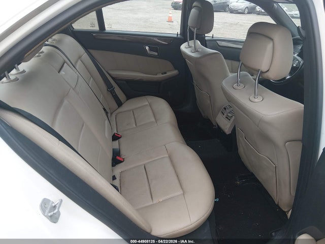 MERCEDES-BENZ E-CLASS - 8