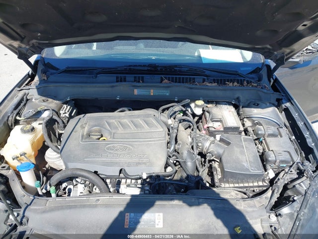 FORD FUSION SE - 10