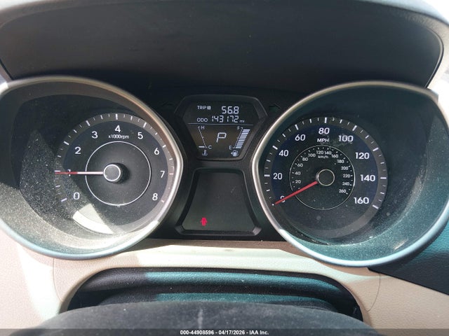 HYUNDAI ELANTRA GLS - 7