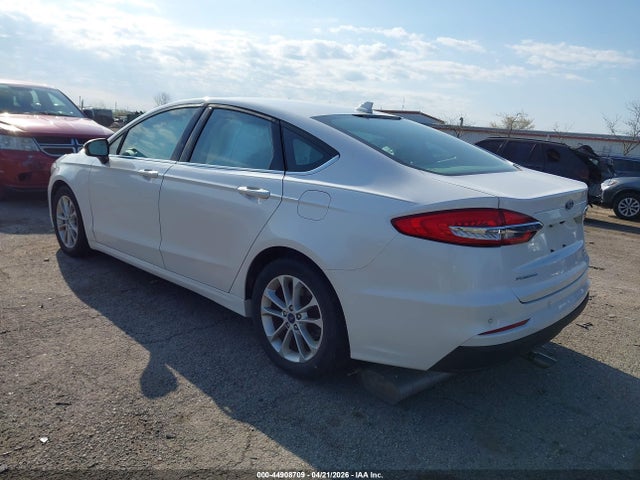 FORD FUSION SE - 3