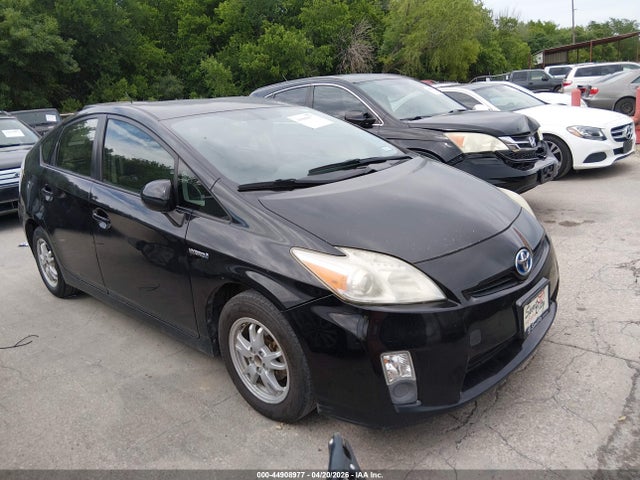 TOYOTA PRIUS - 1
