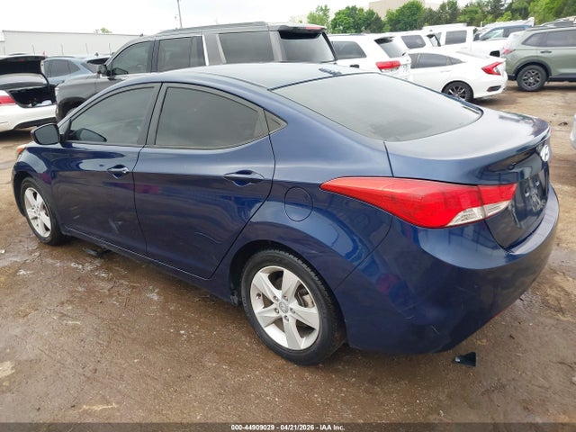 صورة 3 لـ 2013 Hyundai ELANTRA GLS