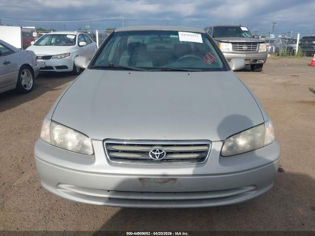 TOYOTA CAMRY - 6