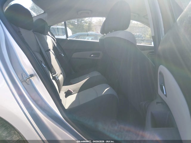 CHEVROLET CRUZE LS AUTO - 8