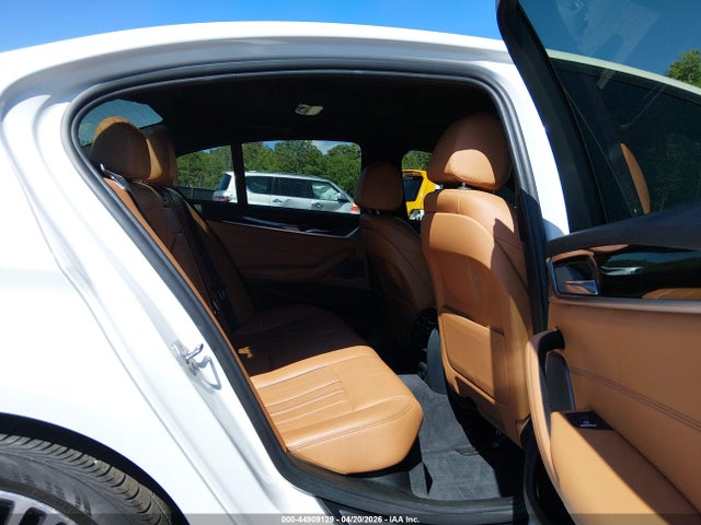 2018 BMW 530I 照片 8
