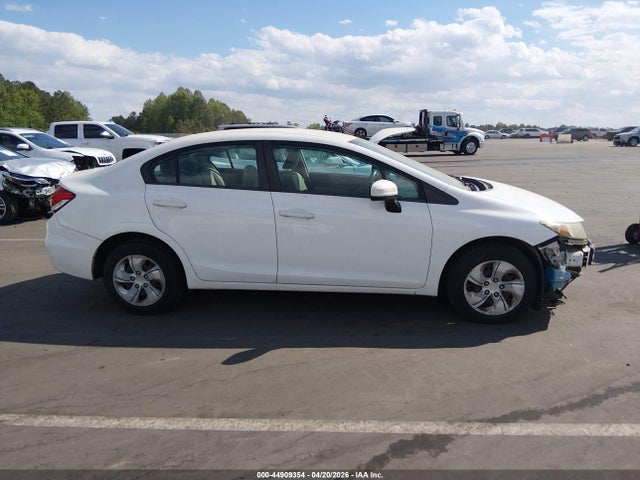 2015 Honda CIVIC LX — миниатюра 14