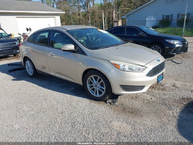 FORD FOCUS SE - 1