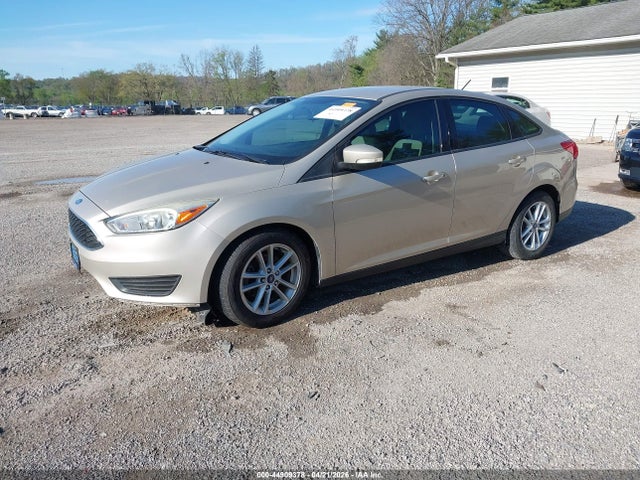 FORD FOCUS SE - 2
