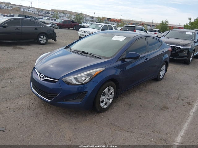 HYUNDAI ELANTRA SE - 2