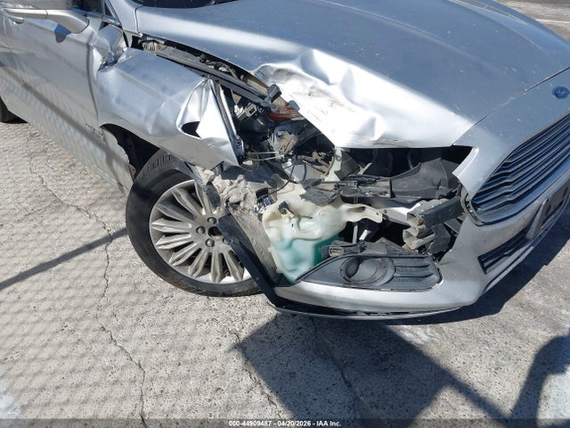 FORD FUSION ENERGI SE LUXURY - 6