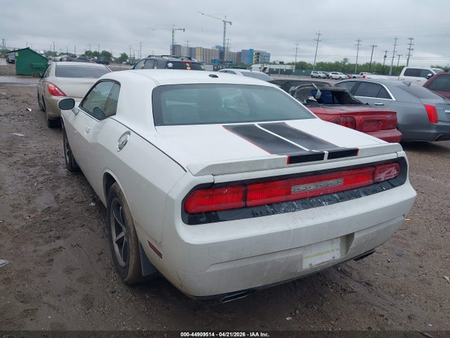 DODGE CHALLENGER - 3