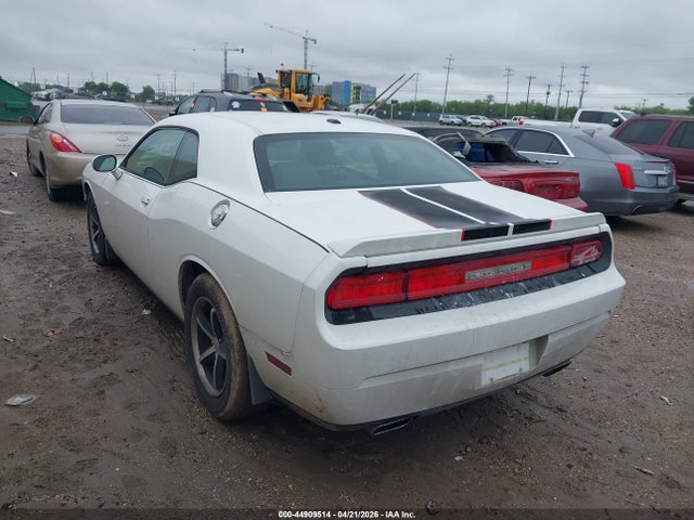 DODGE CHALLENGER - 6