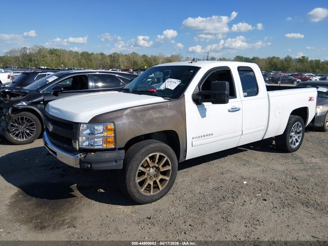CHEVROLET SILVERADO 1500 LTZ - 2