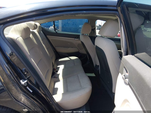 HYUNDAI ELANTRA VALUE EDITION - 8