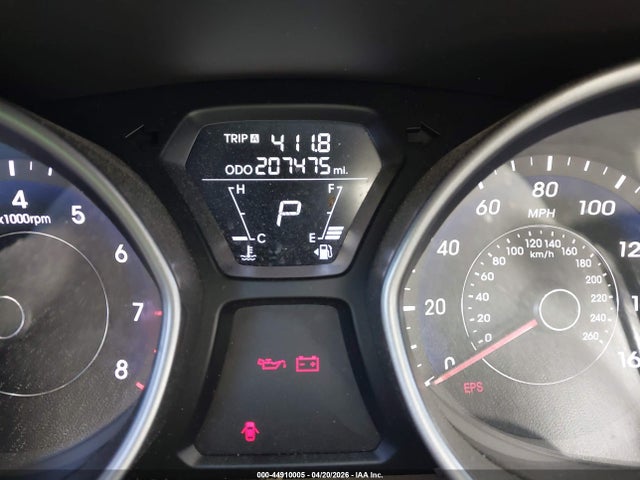 HYUNDAI ELANTRA GLS - 7