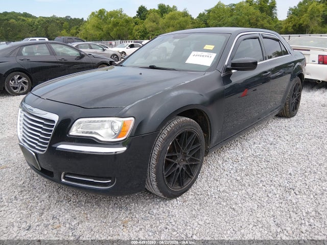 صورة 2 لـ 2014 Chrysler 300