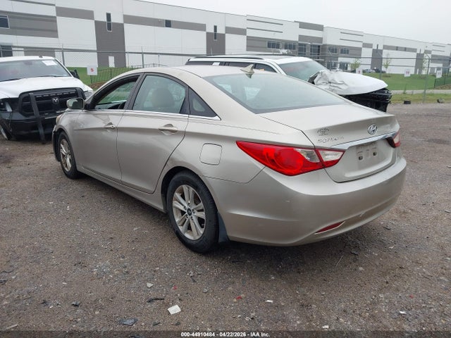 HYUNDAI SONATA GLS - 3