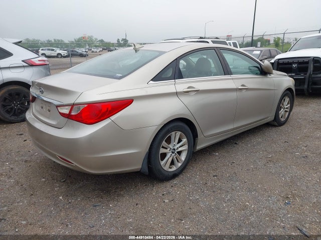 HYUNDAI SONATA GLS - 4