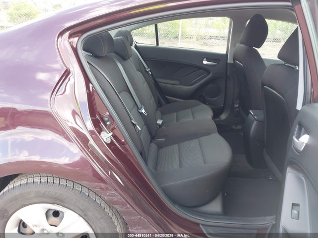 KIA FORTE - 8