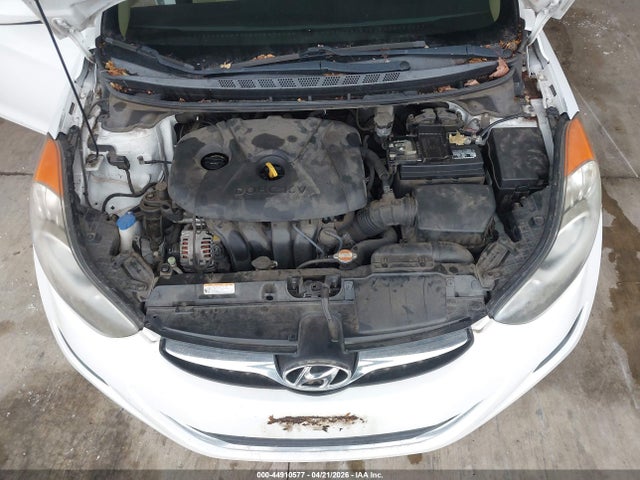 HYUNDAI ELANTRA GLS - 10