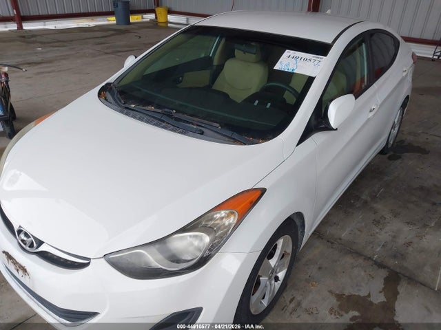 HYUNDAI ELANTRA GLS - 6